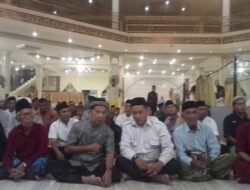 Camat Pitumpanua,Junisatri Rasyid Hadiri Perayaan Maulid Nabi Muhammad SAW 1446 H di Masjid Besar Al – Muttaqin Siwa