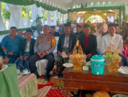 Tanda Dekat dengan Masyarakat,Kapolsek Keera Polres Wajo Hadiri Undangan Pernikahan