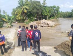 Banjir Landa Wajo, Pj. Bupati Himbau Warga Untuk Tetap Waspada
