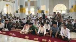 Pimpinan DPRD Wajo Hadiri Peringatan di Masjid Agung Sengkang