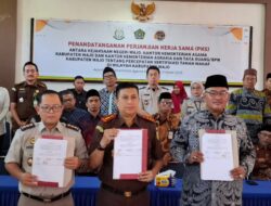 Kejari, Kemenag, dan BPN Wajo Tandatangani PKS Percepatan Sertifıkasi Tanah Wakaf