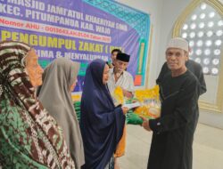 Pengurus UPZ Yayasan Masjid Jamiatul Kaheriyah Menyerahkan Bantuan Zakat dan Harta Kepada Ratusan Mustahik