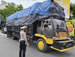Catat! 1 Juni 2025, Kepolisian Bakal Beri Stiker Peringatan Keras Angkutan Over Dimensi dan Over Load