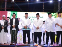 Bupati dan Wabup Wajo, OPD, DPRD Serta Masyarakat Bersalawat di Lapangan Merdeka
