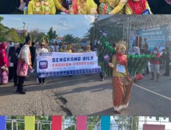 Pemimpin BRI Cabang Sengkang Turut Meriahkan Sengkang Silk Fashion Karnaval di Festival Danau Tempe 2025