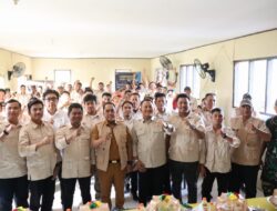 Bupati Wajo Hadiri Pengukuhan pengurus DPD Tani Merdeka Indonesia (TMI) di Aula Kantor Desa Pasaka, Kecamatan Sabbangparu