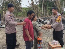 Kapolsek Penrang Polres Wajo Zainal Ab Saro Turun Langsung Berbagi, Sekaligus Imbau Warga Waspada Kebakaran