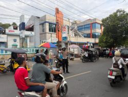 Sat Lantas Polres Wajo Fokus Pengaturan Arus di Pusat Keramaian Kota