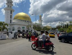 Wujud Pelayanan Prima, Satlantas Polres Wajo Amankan Lalu Lintas Saat Sholat Jumat