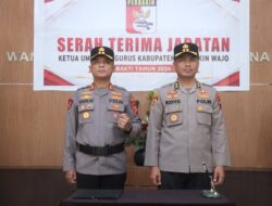Upacara Pedang Pora Iringi Pelepasan Kapolres Wajo AKBP Muhammad Rosid Ridho