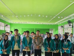 Kapolsek Belawa Beri Edukasi Kamtibmas kepada Siswa Baru dalam MATAMUDA MAN Wajo