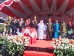 Anggota DPRD,H. Syamsuddin Ahmad Bacakan Proklamasi pada Upacara HUT ke-81 Kemerdekaan RI di Pitumpanua