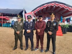 Kapolsek Urban Pitumpanua Perkuat Sinergi Kamtibmas pada Upacara HUT ke-81 RI di Alesilurung