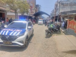 Taming, S.Pd Berpulang ke Rahmatullah, PGRI Gelar Upacara Pemberangkatan Jenazah, Satlantas Polres Wajo Kawal hingga Pemakaman