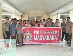 Shalat Jumat Bersama Warga, Kapolsek Maniangpajo Pererat Silaturahmi dan Serap Aspirasi Masyarakat